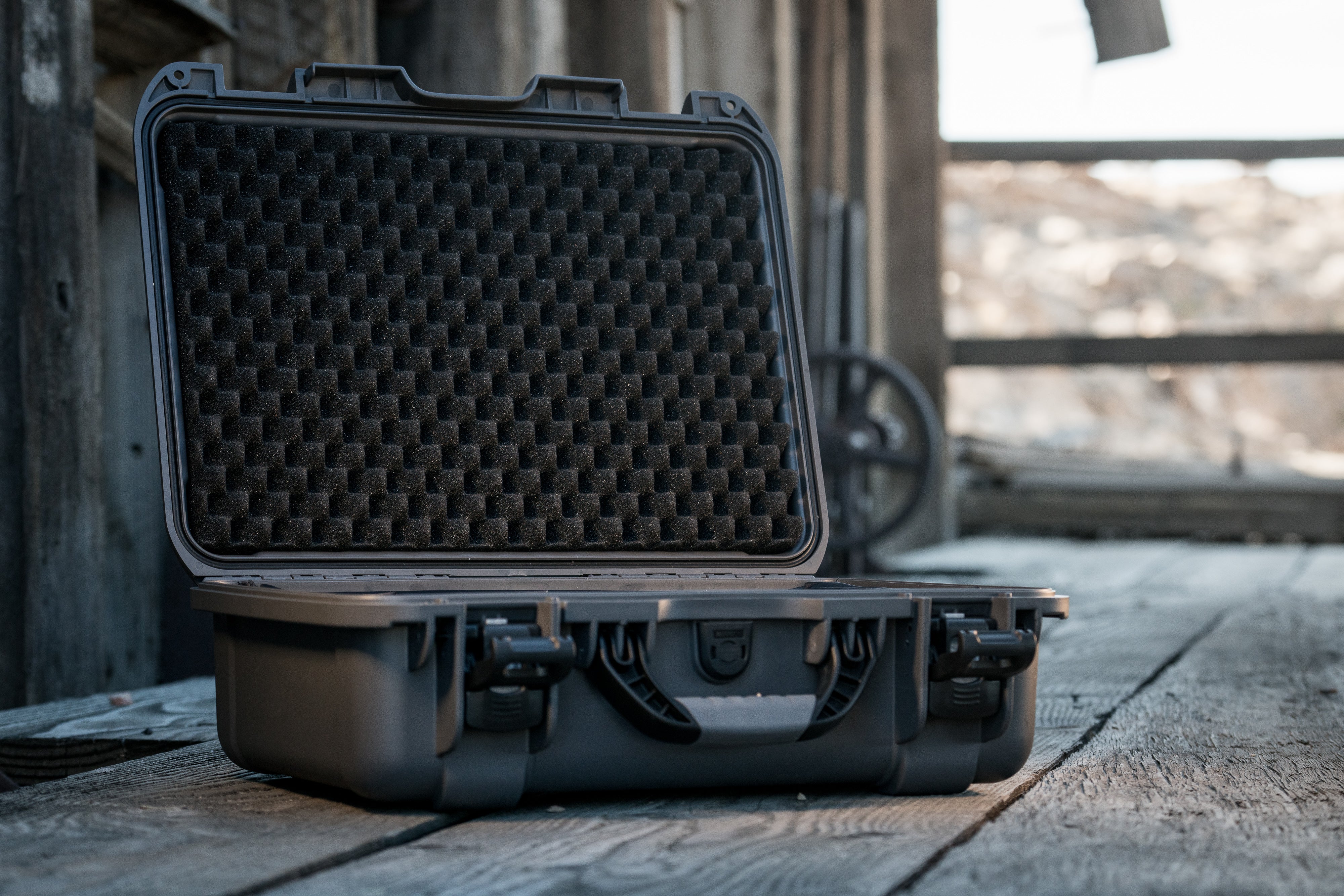 NANUK 925 - Black / Empty AED Case - Image 9